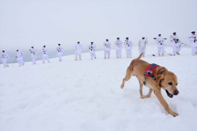“Alparslanlar” ve “Kılıçlar” teröristlerin korkulu rüyası oldu